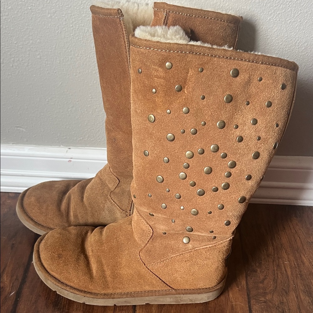 UGG RockStar Studded Tan Suede Boots - Picture 6 of 7